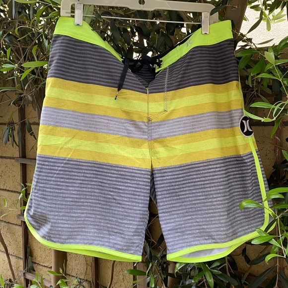 Hurley Phantom Board Shorts - Picture 1 of 5